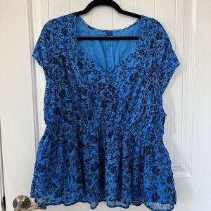 Old Navy Blue Size XL Floral Printed Waist Defined Dolman Sleeve Top Blouse Boho